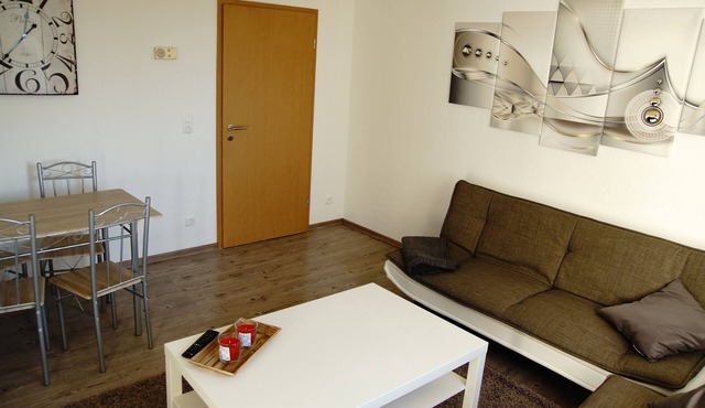 Nice, cozy 3-room top floor apartment in Plagwitz