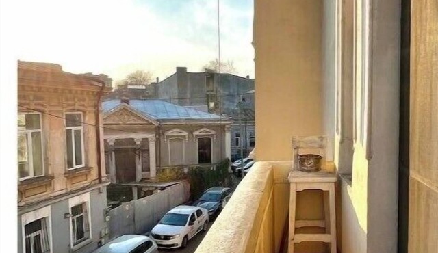 NIce Flat in Villa Near Old Town
