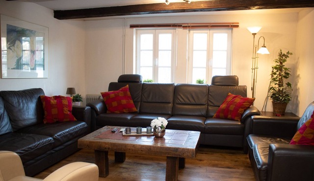 Nice groupsappartement with a big garden to relax