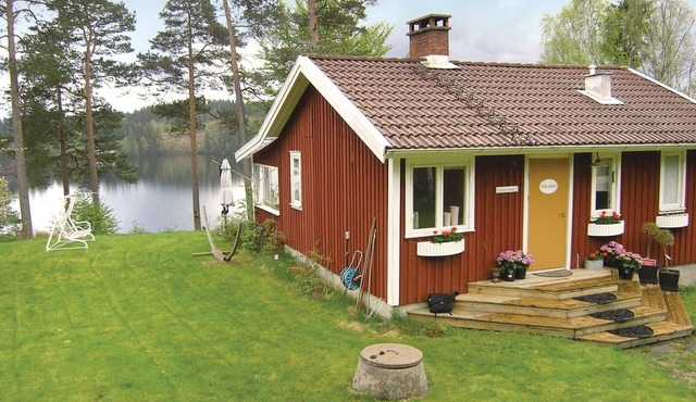 Nice home in Aplared with sauna