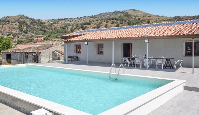 Nice home in Gaggi with private swimming pool, can be inside or outside