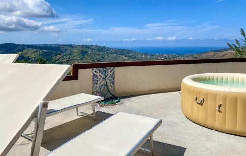 Nice Home In Laureana Cilento With House Sea View