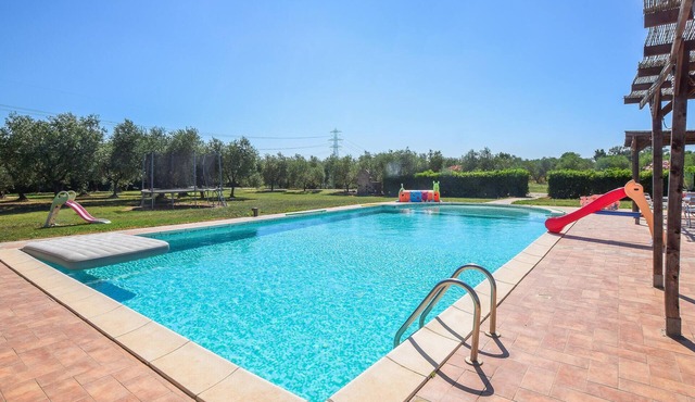 Nice home in Roccastrada