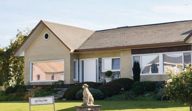 Nice home in Ruiselede with sauna