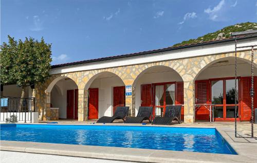 Nice Home In Starigrad