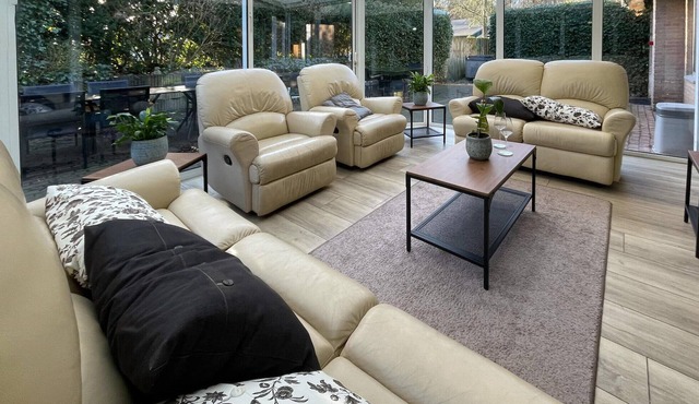 Nice home in Zuidwolde with WiFi