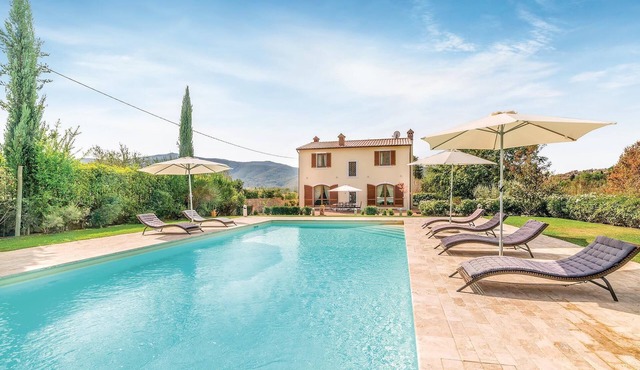 Nice home in Castiglion Fiorentino