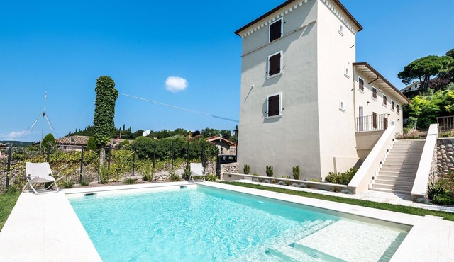 Nice home in Costermano sul Garda