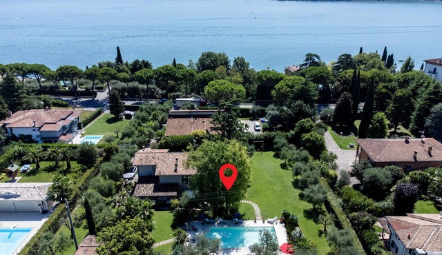 Nice home in Padenghe sul Garda BS