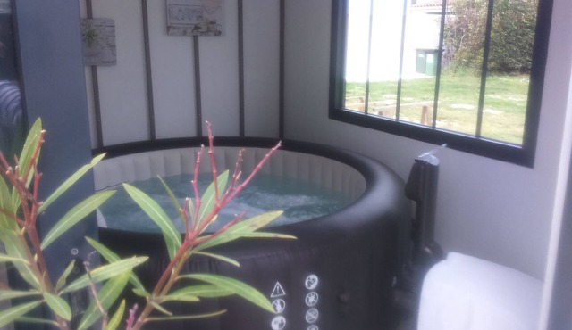 Nice modern Studio with small Private Spa