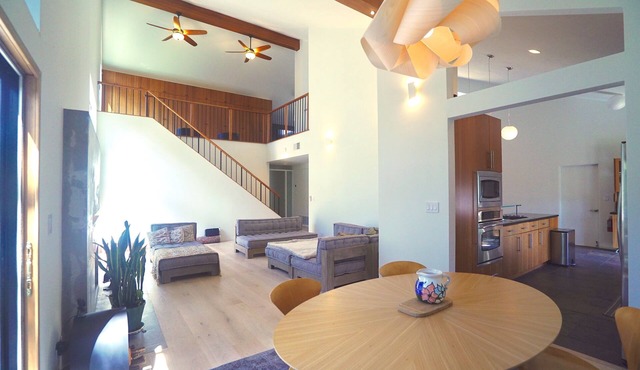 NICE! Ojai Architectural, Full of Light, Lush Gardens, Quiet Neighborhood