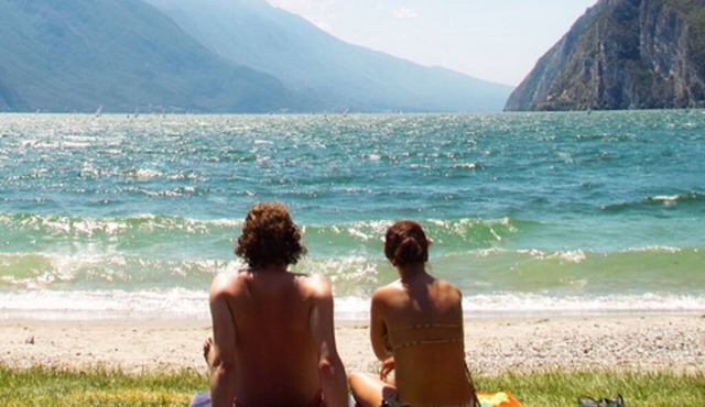 Nice place app. Monte Baldo, wonderful view, garden, pool use