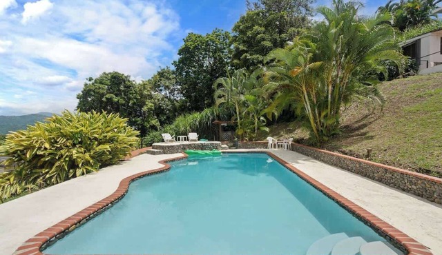 Nice Pool & BBQ w/Mountain Views by Otium