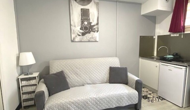 Nice studio near the docks