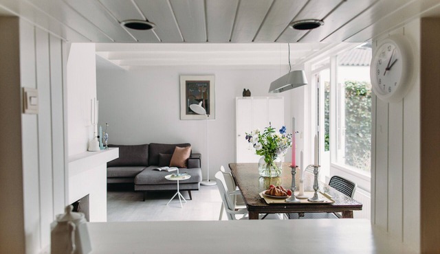 Nice vacation home, only 4 minutes walk to the center of Bergen and close to the beach!