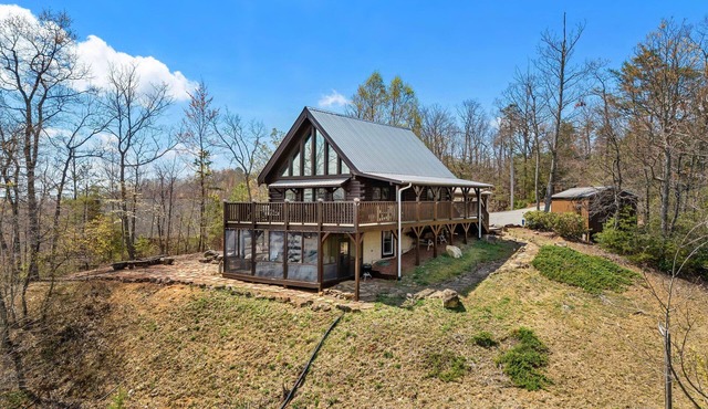 Nice Views, Log Cabin, Gated Community - Mountain Vista by Carolina Properties