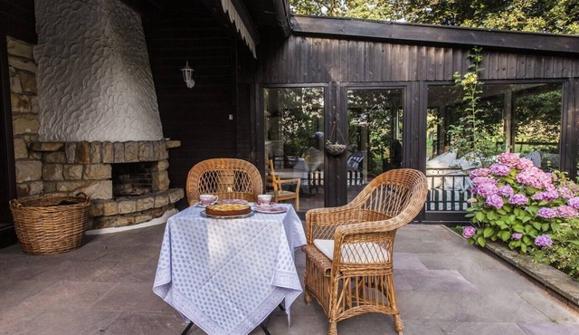 Nicely furnished wooden house - wellbeing in every season