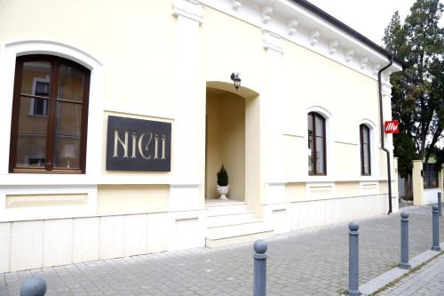 Nicii