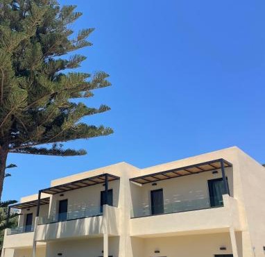 Nikos Apartments & Studios