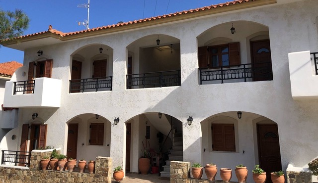 Nikos Studio 1 - Studio Apartment, Sleeps 3