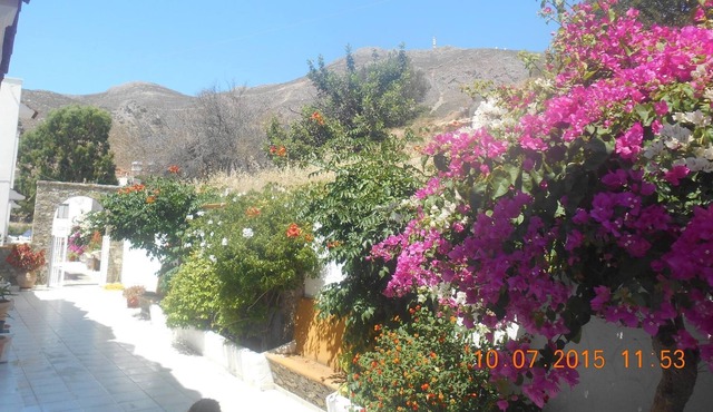 NIKOS STUDIOS WITH GREAT SEA VIEW
