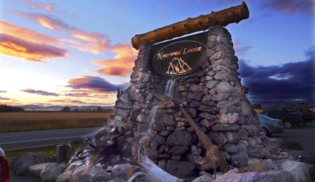 Ninepipes Lodge