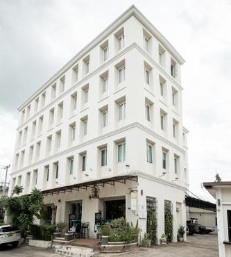 Niraxay Apartment