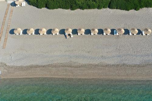 Niriides Beachfront Resort