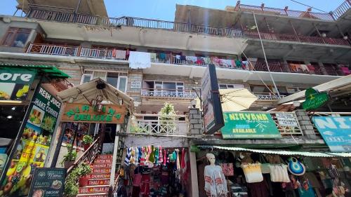 Nirvana hotel , near by hot springs in manali bashisht