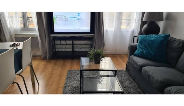 Noah Apartment