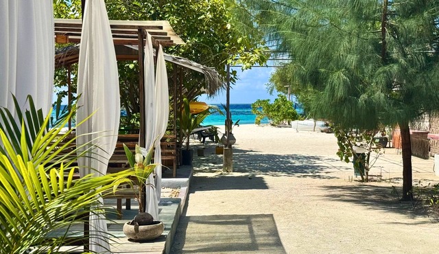 Noah Private Beach House