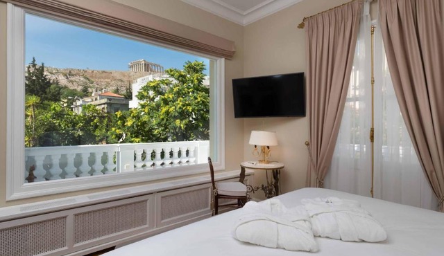 Noble Suites