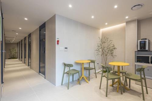 Nomad Hostel