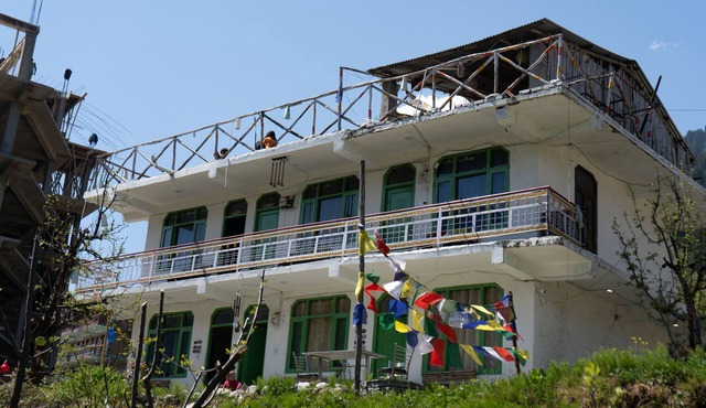 Nomadic den Manali
