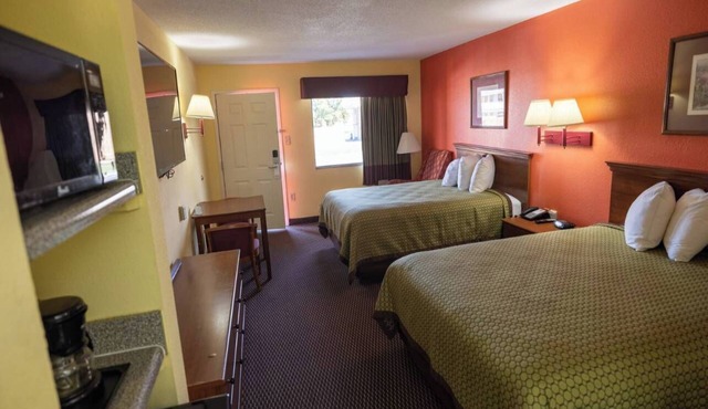 NON SMOKING DOUBLE SUITE #3