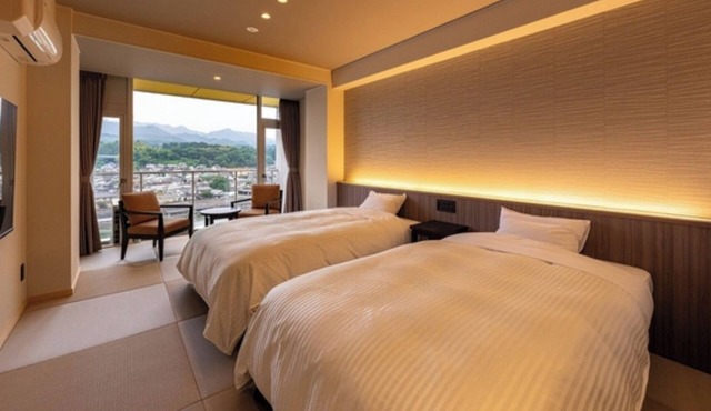 Nonsmoking DX Twin Room with River View Room o/Hita Ōita