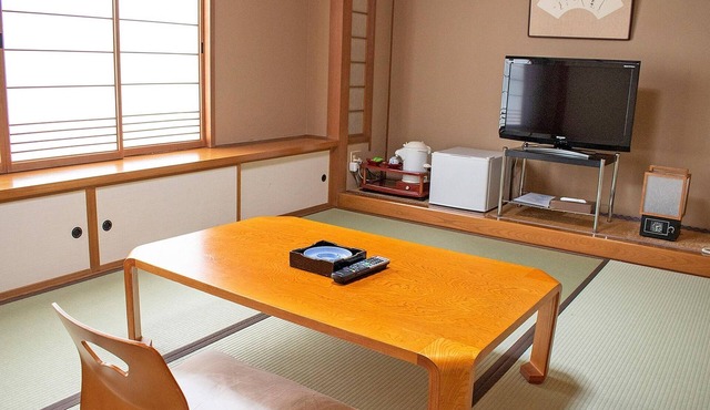 Nonsmoking Enjoy a relaxing time in a 6 tatami /Echizen Fukui