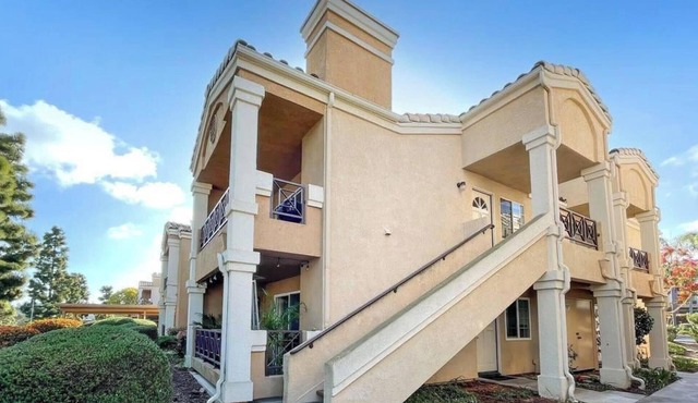 Nook & Loft/2 bed 2 bath