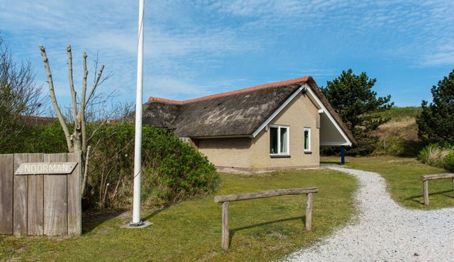 Noorman a comfortable house in the dunes between Nes and Buren near of the beach
