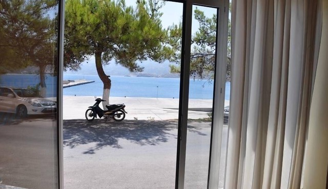Nora Hotel