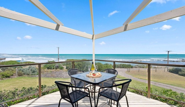 Norfolks Beachfront Cottage—Simple Seaside Living