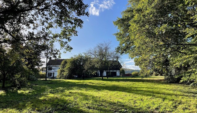 Norman family home in the heart of the Pays de Bray