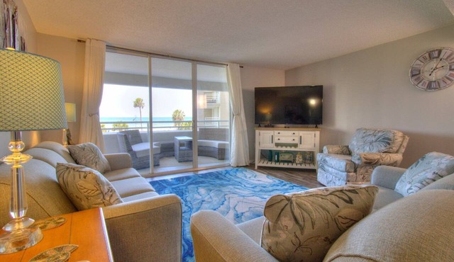 North Hampton Oceanfront Condo | 3BR, Balcony, Indoor/Outdoor Pools & Beach Access