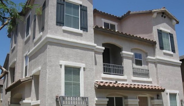 North Phoenix Condo – Sunset Views + Community Heated Pool
