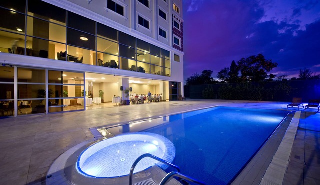 North Point Hotel