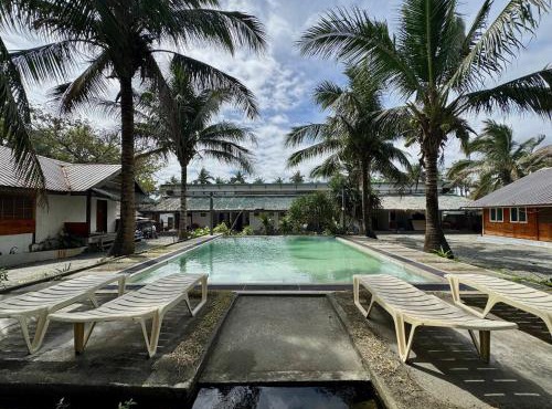 North Shore Surf Camp
