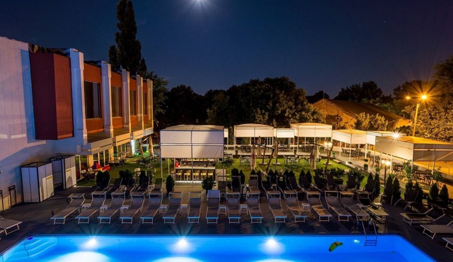 North Star Continental Resort