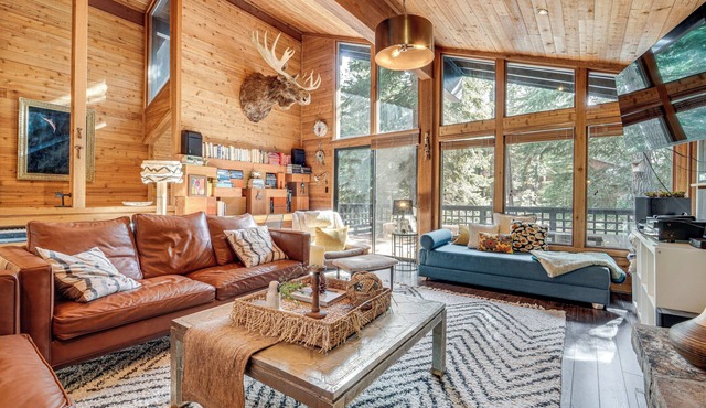 Northstar Sanctuary w/Decks, Close to Tahoe Fun!