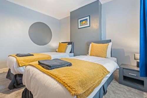 Nottingham Modern 2 Bed house- 5 sleeps