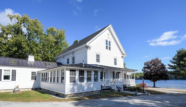*NOW ON SPECIAL* Exquisite Art-Filled Estate on Pleasant Lake